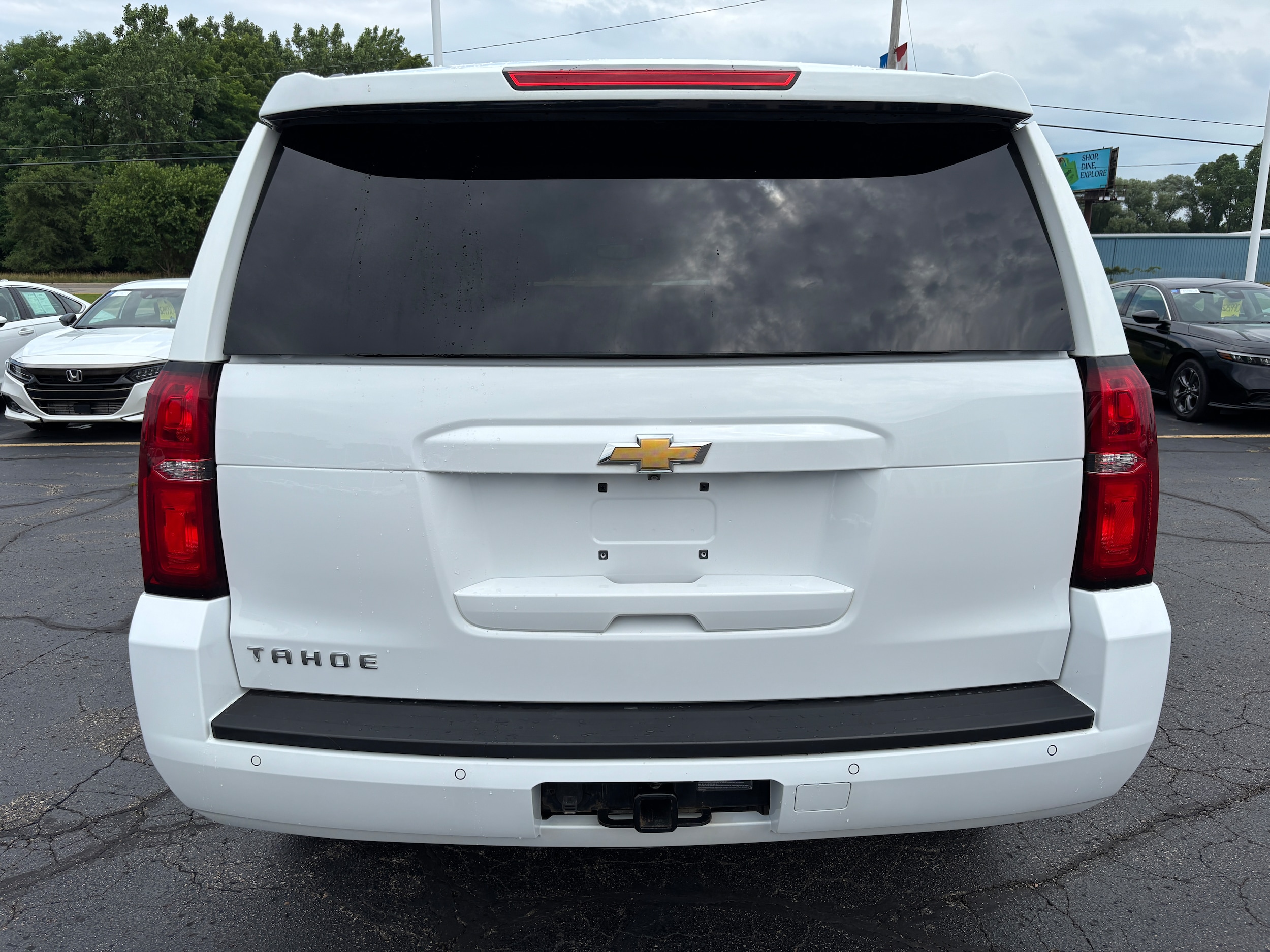 View vehicle photo 7