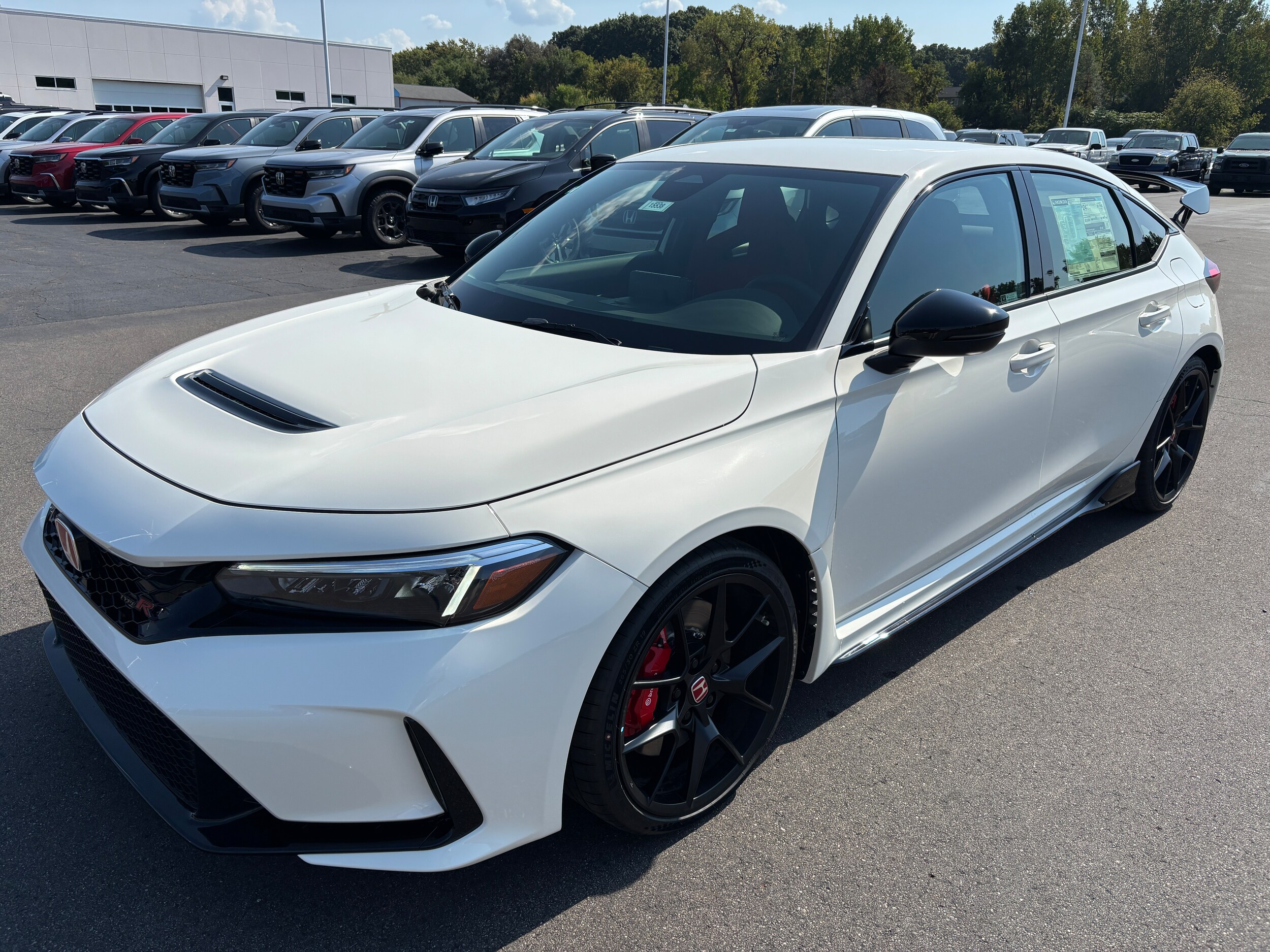 2025 Honda Civic Type R photo 4