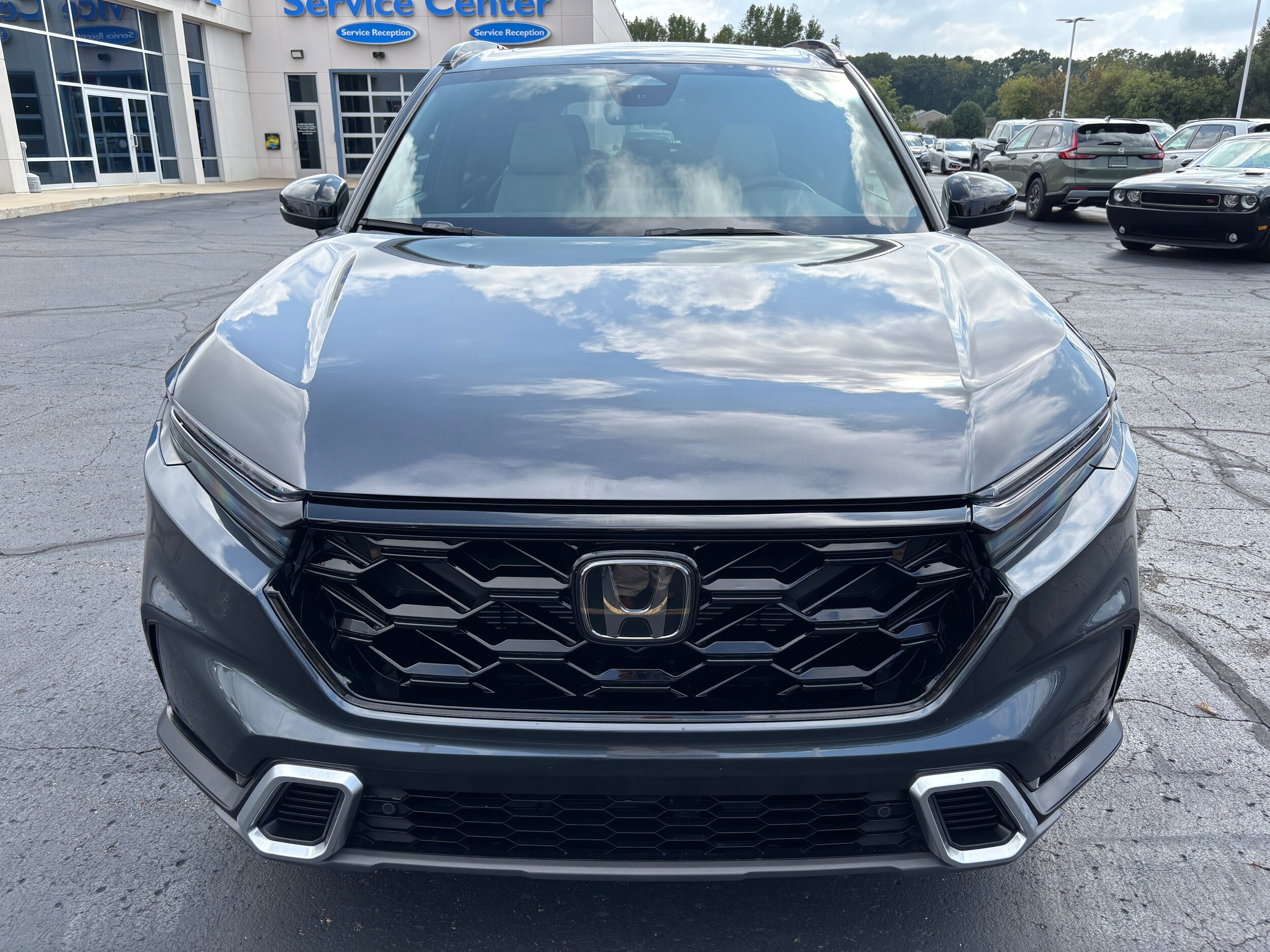 2023 Honda CR-V Hybrid Sport Touring photo 2