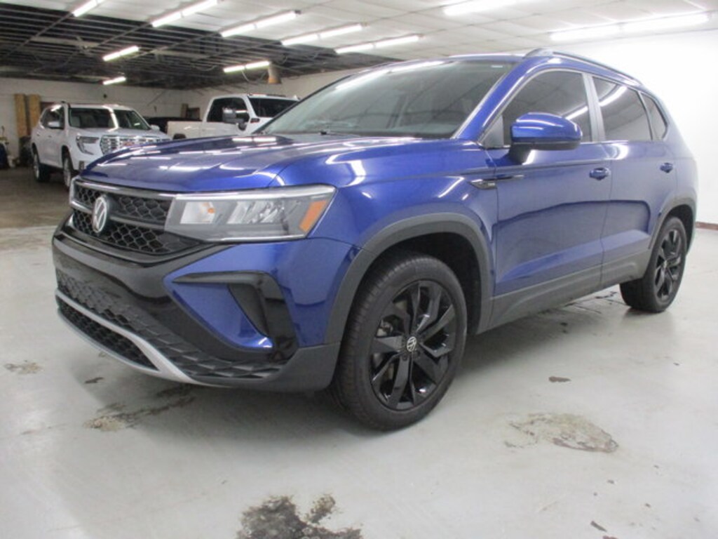 Used 2022 Volkswagen Taos 1.5T SE 4MOTION SUV