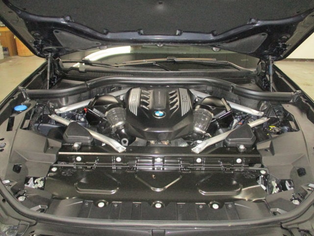 2022 BMW X5 M50i - Photo 14