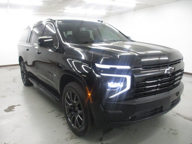 Black 2026 Chevrolet Suburban SUV / Crossover Four-Wheel Drive Automatic