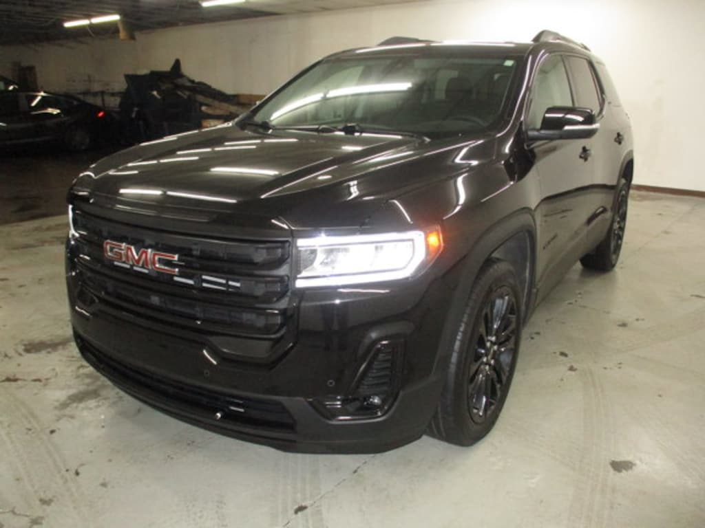 Used 2023 GMC Acadia SLT SUV