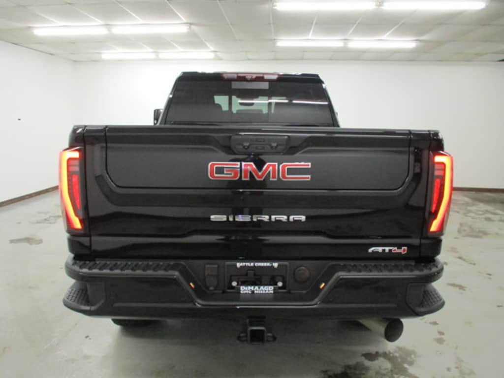 Used 2024 GMC Sierra 2500 HD AT4 Truck Crew Cab