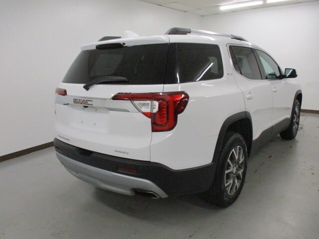 2023 Gmc Acadia SLE photo 4