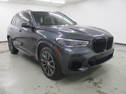 2022 BMW X5 M50i SUV