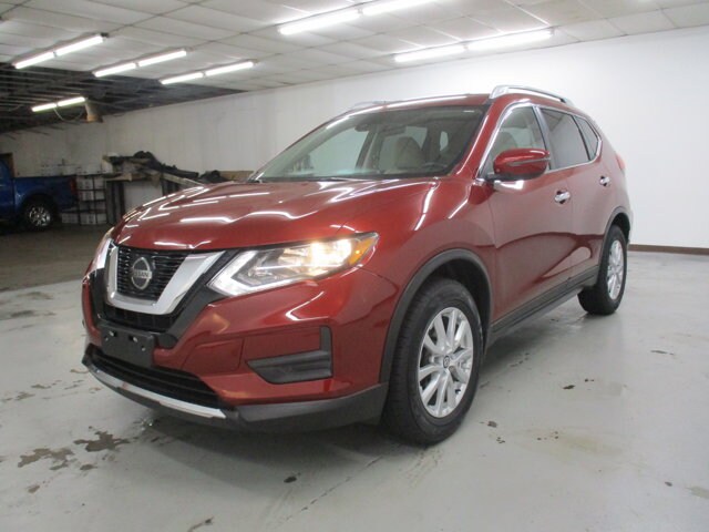 2020 Nissan Rogue SV photo 3
