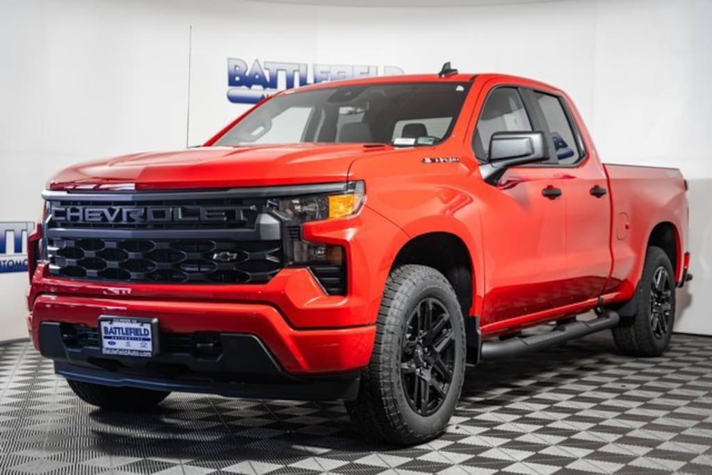 New 2026 Chevrolet Silverado 1500 Custom Truck