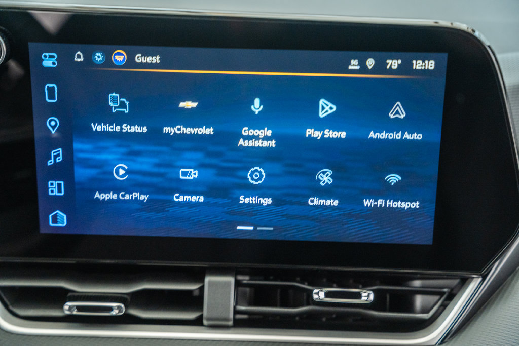 2027 Chevrolet Equinox LT - Photo 25