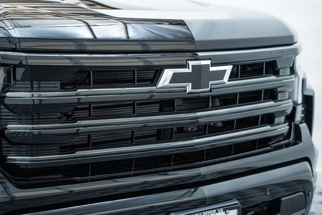 2026 Chevrolet Silverado 1500 High Country - Photo 12
