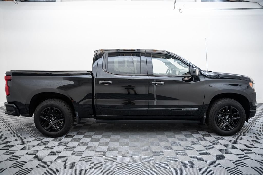 Used 2025 Chevrolet Silverado 1500 High Country Truck Crew Cab