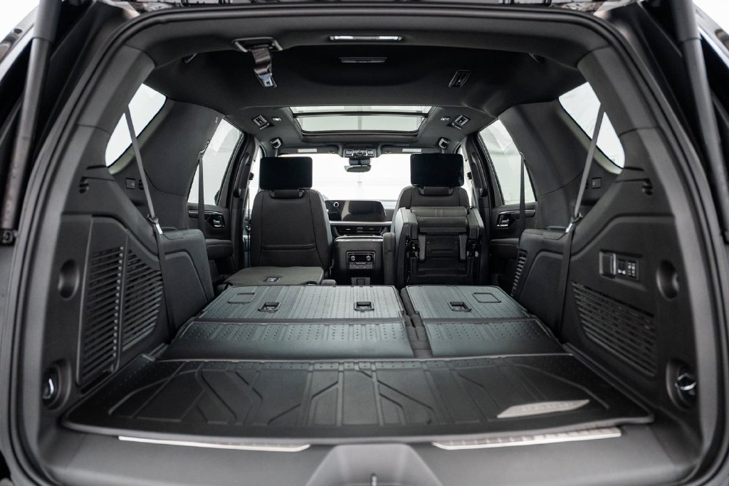 2026 Chevrolet Tahoe High Country - Photo 10
