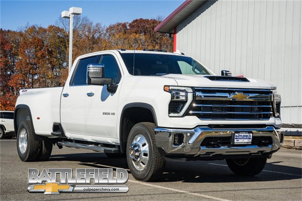 2026 Chevrolet Silverado 3500HD LTZ's photo