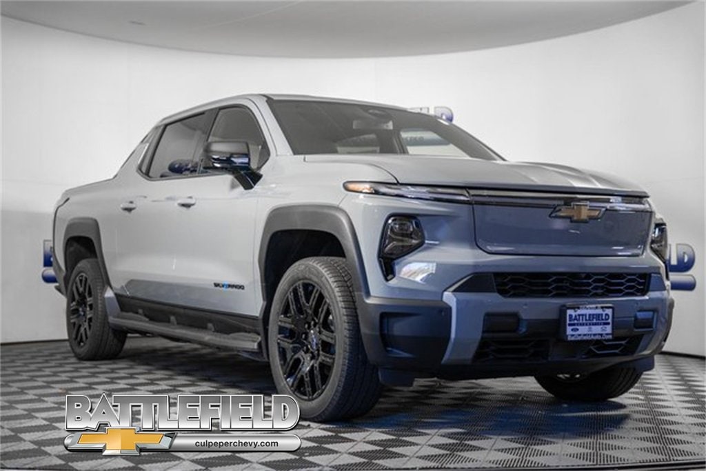 2026 Chevrolet Silverado EV LT's photo