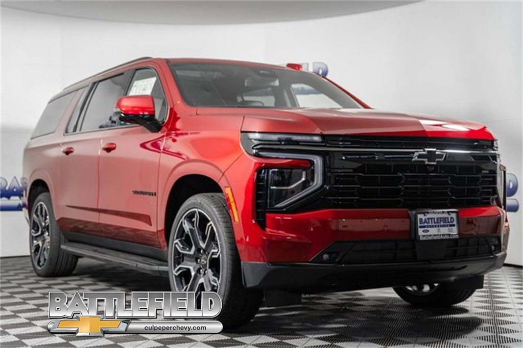 2026 Chevrolet Suburban RST's photo