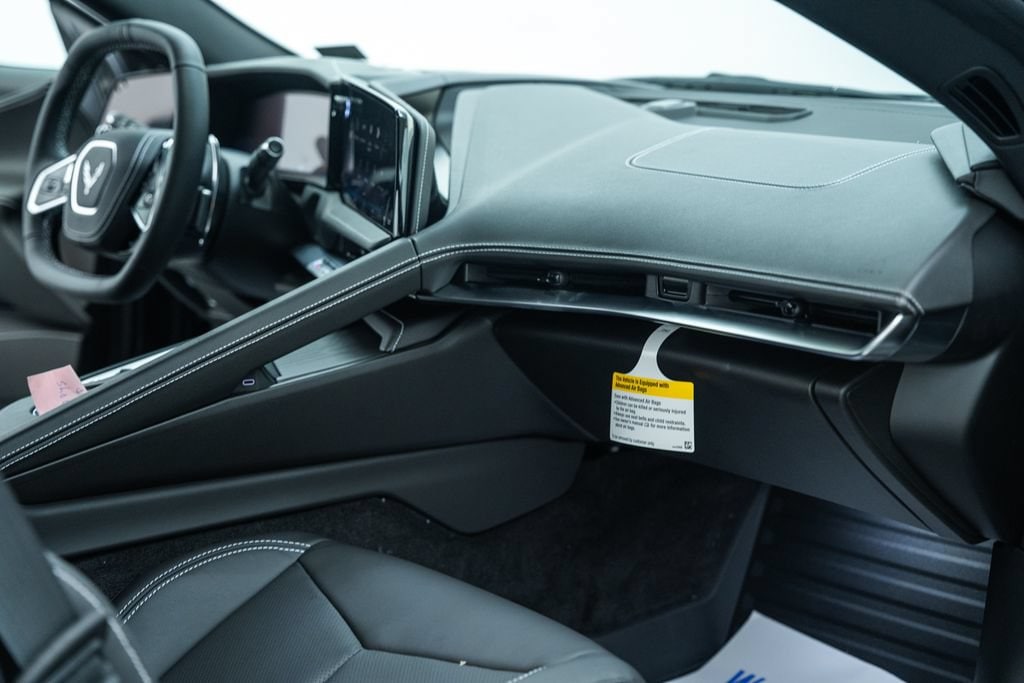 2027 Chevrolet Corvette 1LT - Photo 29