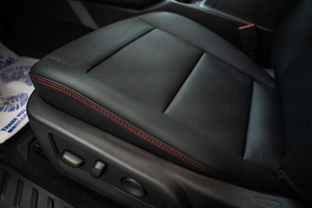 2026 Chevrolet Colorado Z71 - Photo 39