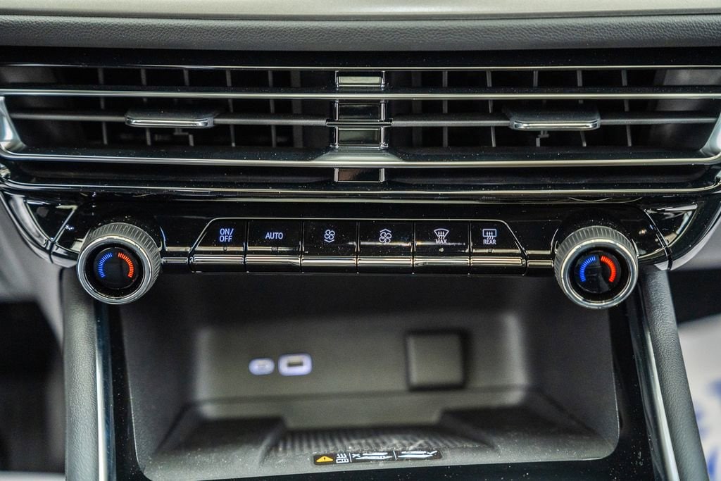 2026 Chevrolet Traverse LT - Photo 25