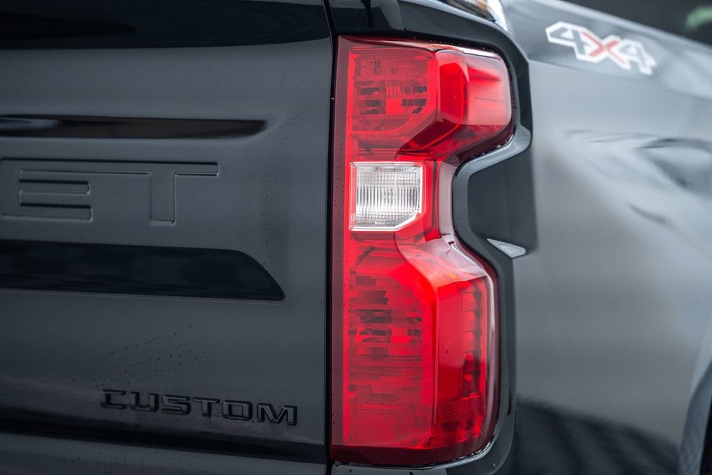 2026 Chevrolet Silverado 1500 Custom - Photo 8