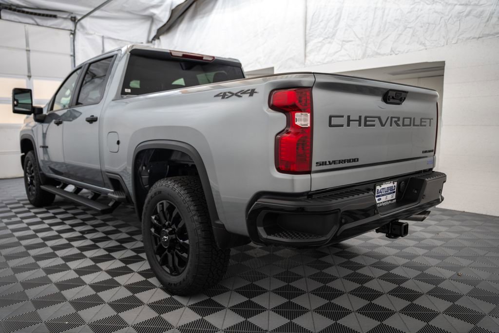 2026 Chevrolet Silverado 2500 HD Custom - Photo 6
