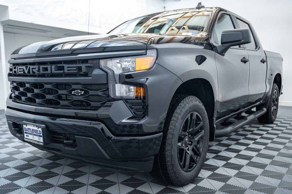 New 2026 Chevrolet Silverado 1500 Custom Truck