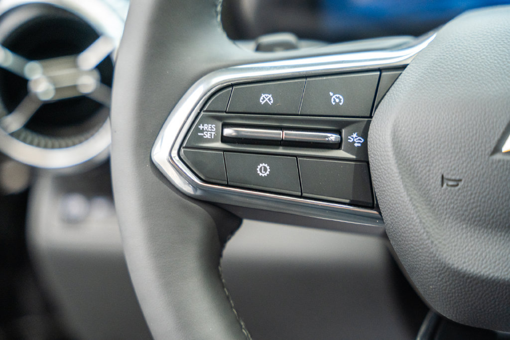 2027 Chevrolet Equinox LT - Photo 32