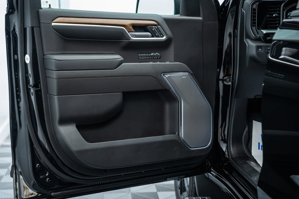 2026 Chevrolet Silverado 1500 High Country - Photo 42