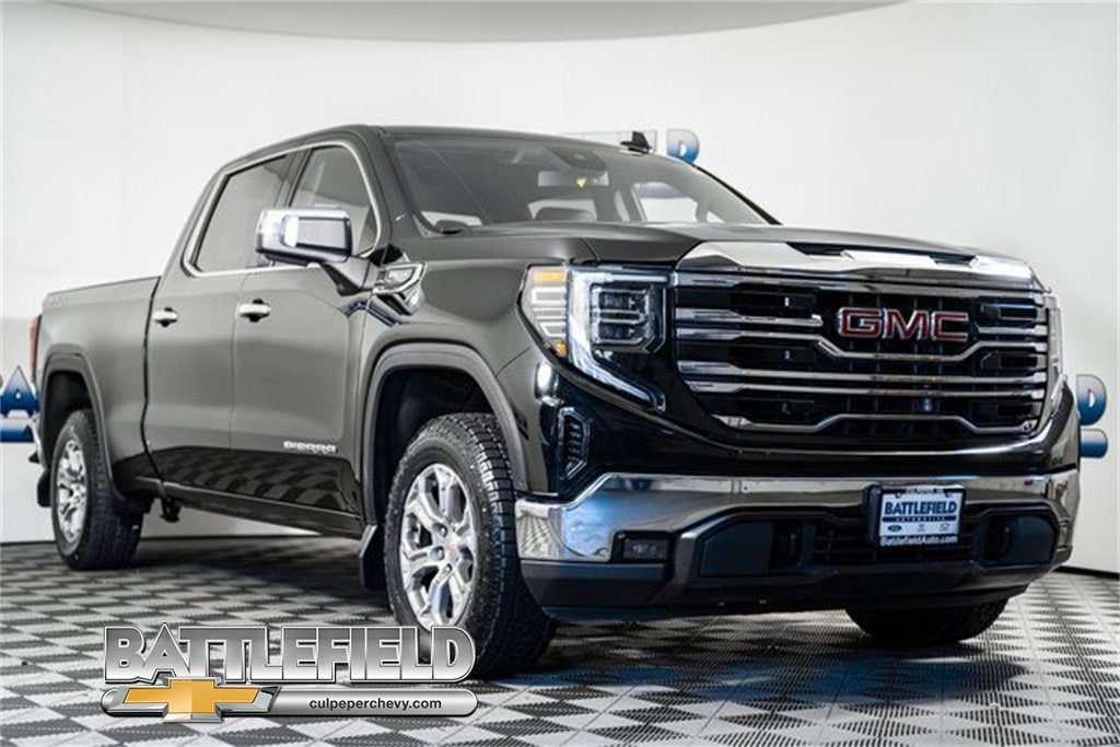 2022 GMC Sierra 1500 SLT's photo