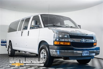 2010 Chevrolet Express Cargo 3500 Y3H Paratransit Van Extended Cargo Van