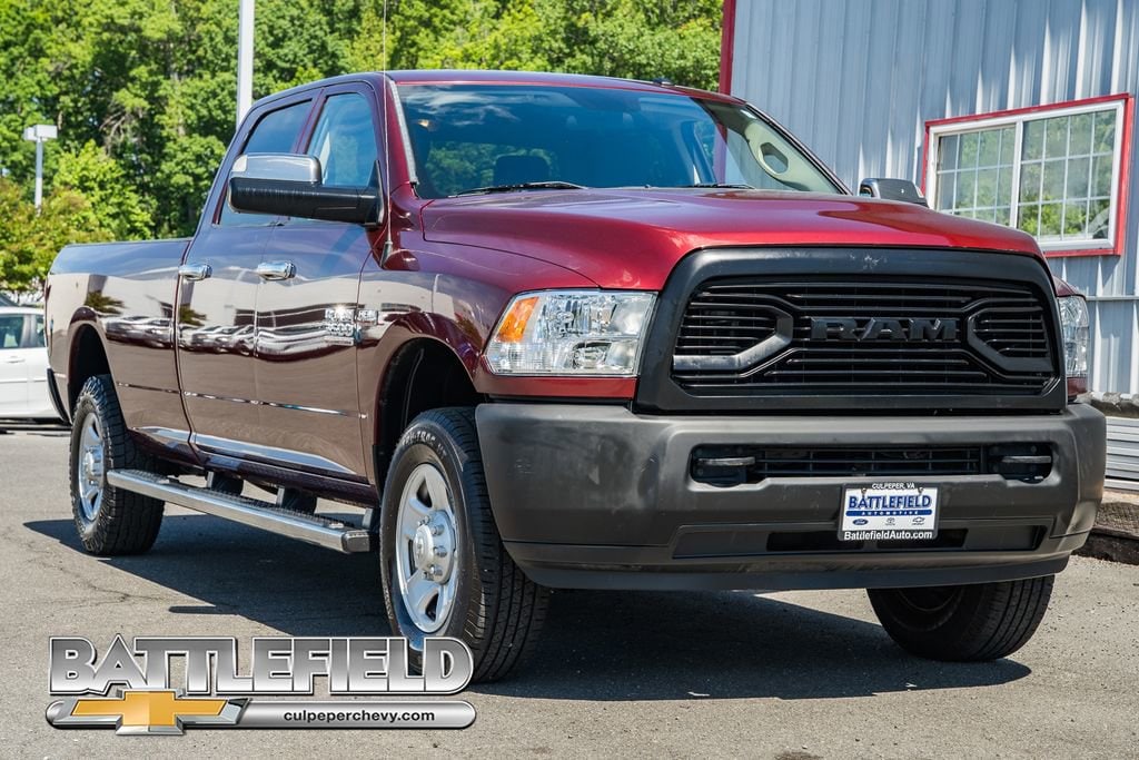 2017 RAM 3500 Tradesman 4X4 Crew Cab LWB's photo