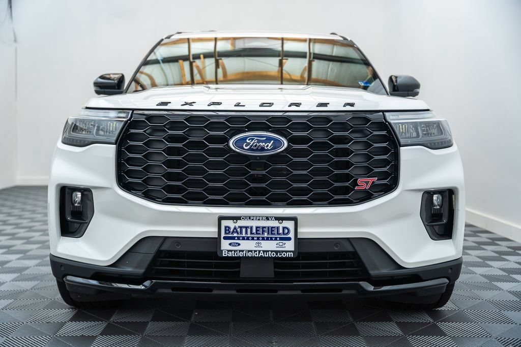 Used 2025 Ford Explorer ST SUV