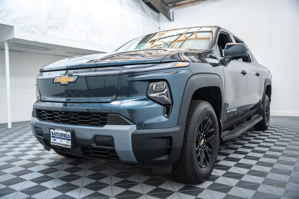 Used 2026 Chevrolet Silverado EV LT - Standard Range Truck Crew Cab