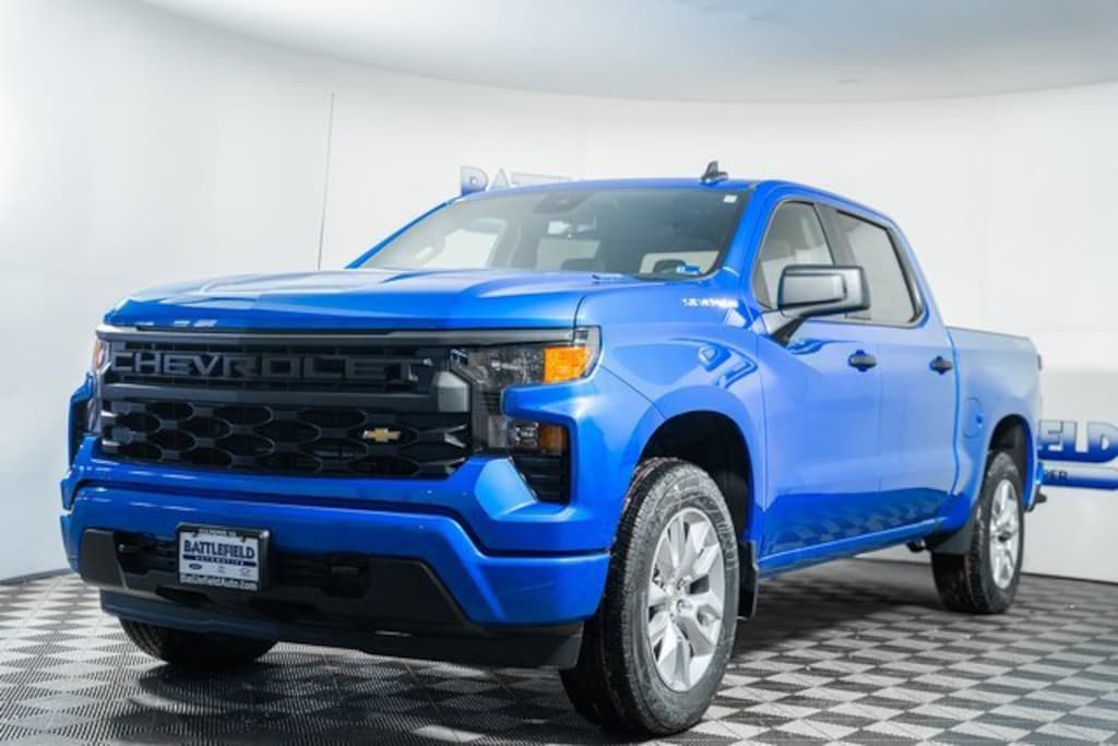 New 2026 Chevrolet Silverado 1500 Custom Truck