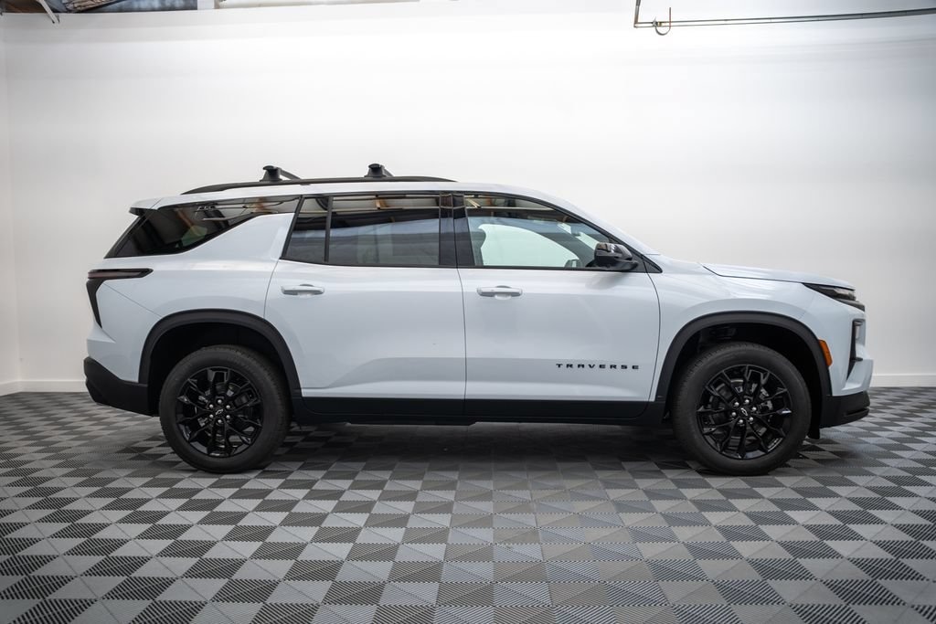 New 2026 Chevrolet Traverse LT SUV
