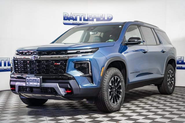 2026 Chevrolet Traverse Z71 photo 3