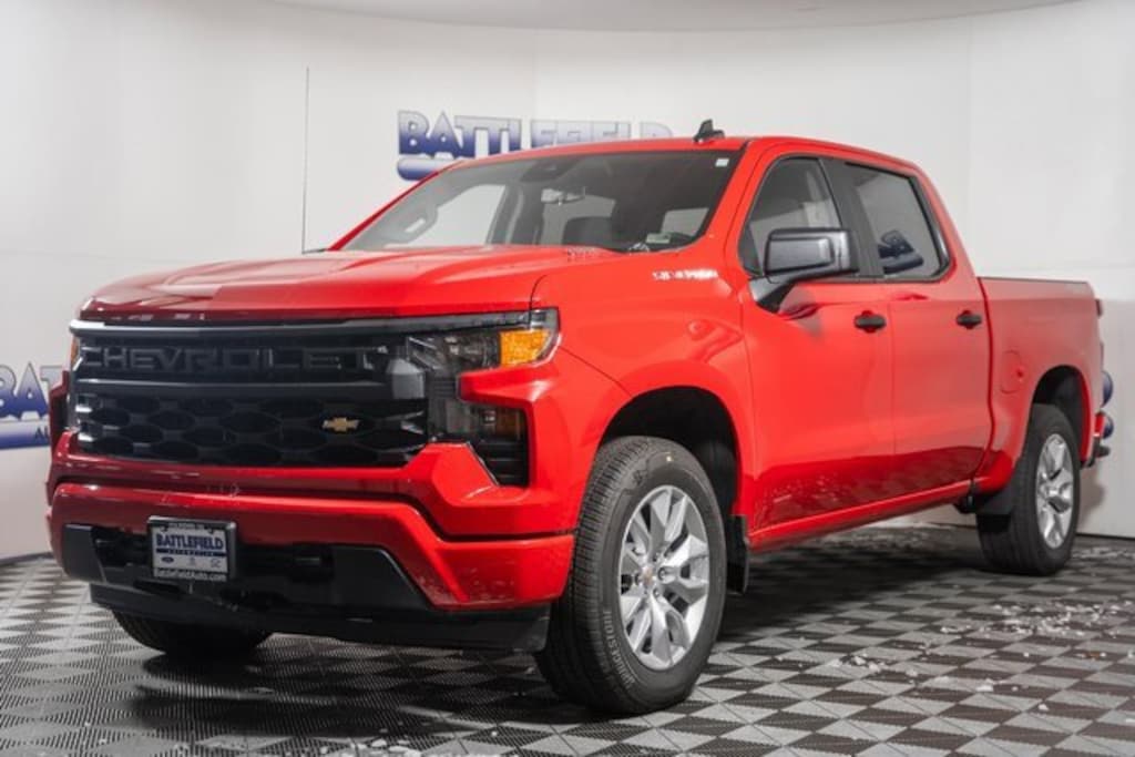 New 2026 Chevrolet Silverado 1500 Custom Truck