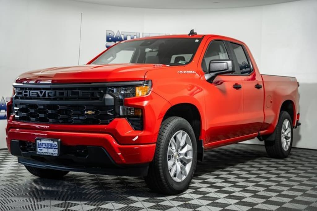 New 2026 Chevrolet Silverado 1500 Custom Truck