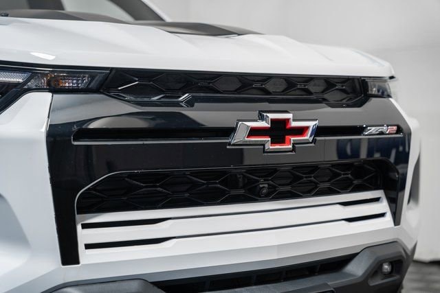 2026 Chevrolet Colorado ZR2 - Photo 12