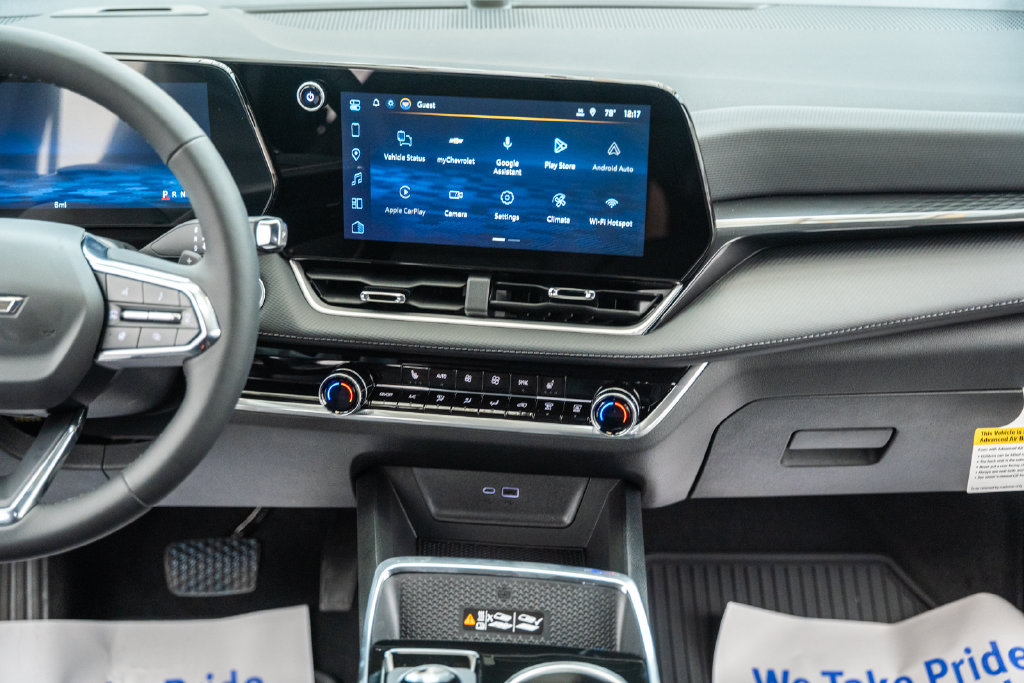 2027 Chevrolet Equinox LT - Photo 24