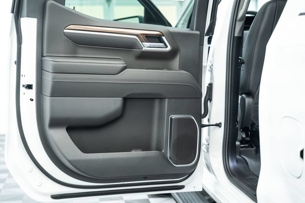 2026 Chevrolet Silverado 1500 RST - Photo 40