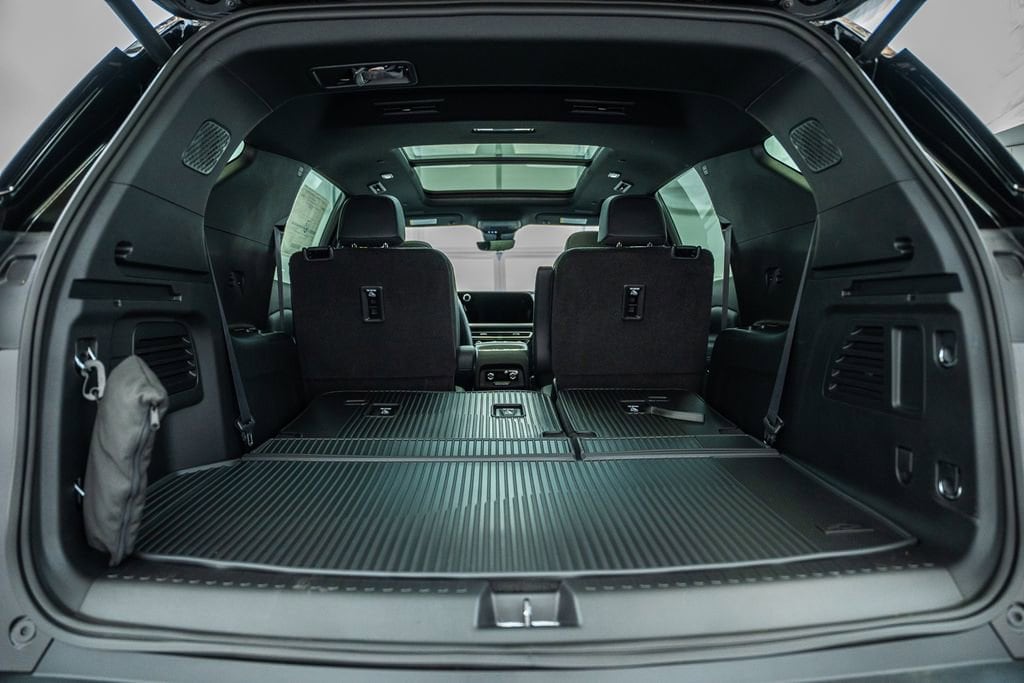 2026 Chevrolet Traverse LT - Photo 11