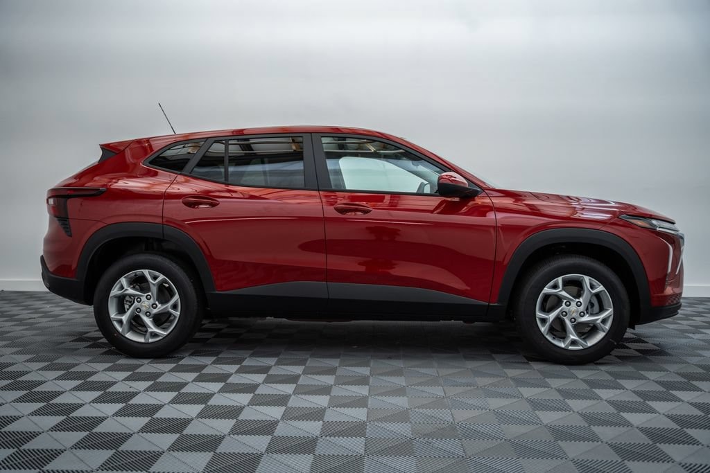 New 2026 Chevrolet Trax LS SUV