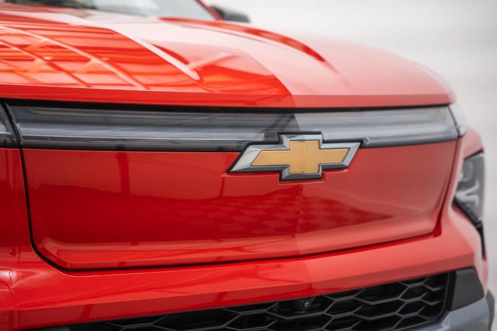 2026 Chevrolet Silverado EV LT - Photo 12