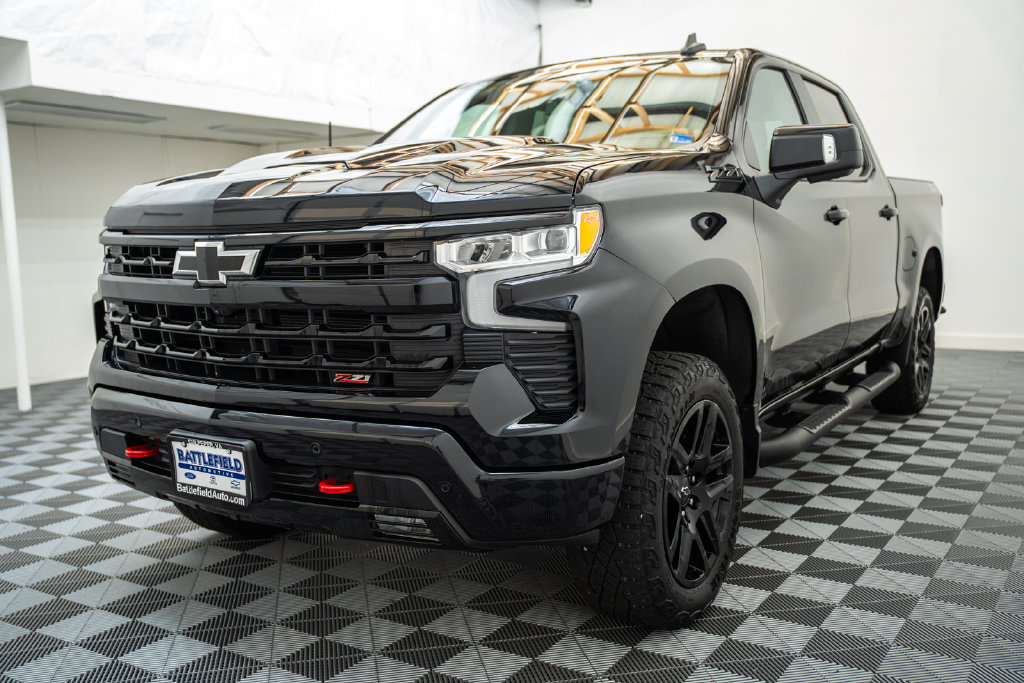 Used 2024 Chevrolet Silverado 1500 LT Trail Boss Truck Crew Cab