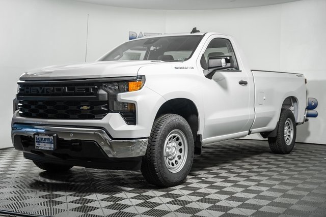 2025 Chevrolet Silverado 1500 photo 3