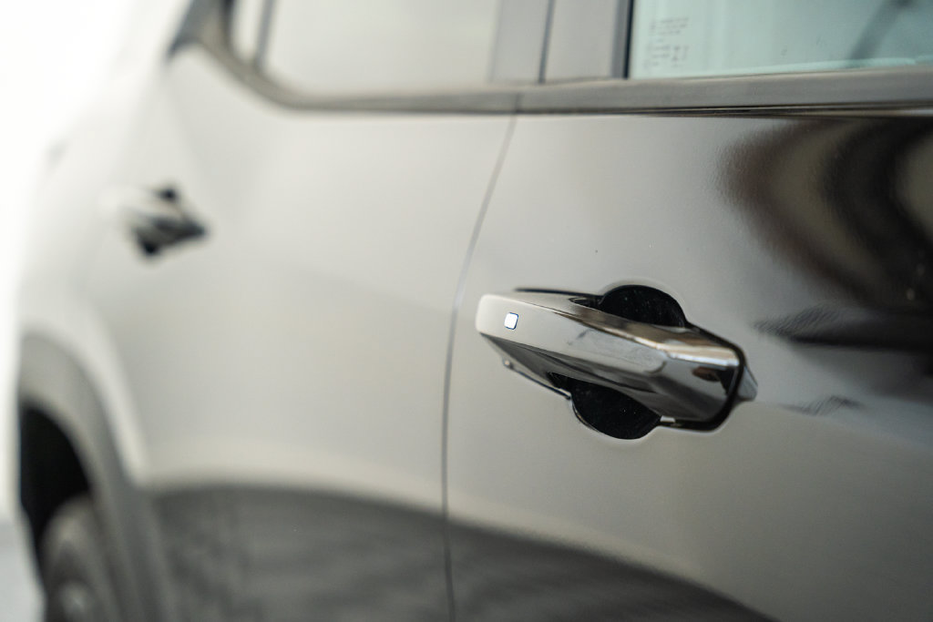 2027 Chevrolet Equinox LT - Photo 19