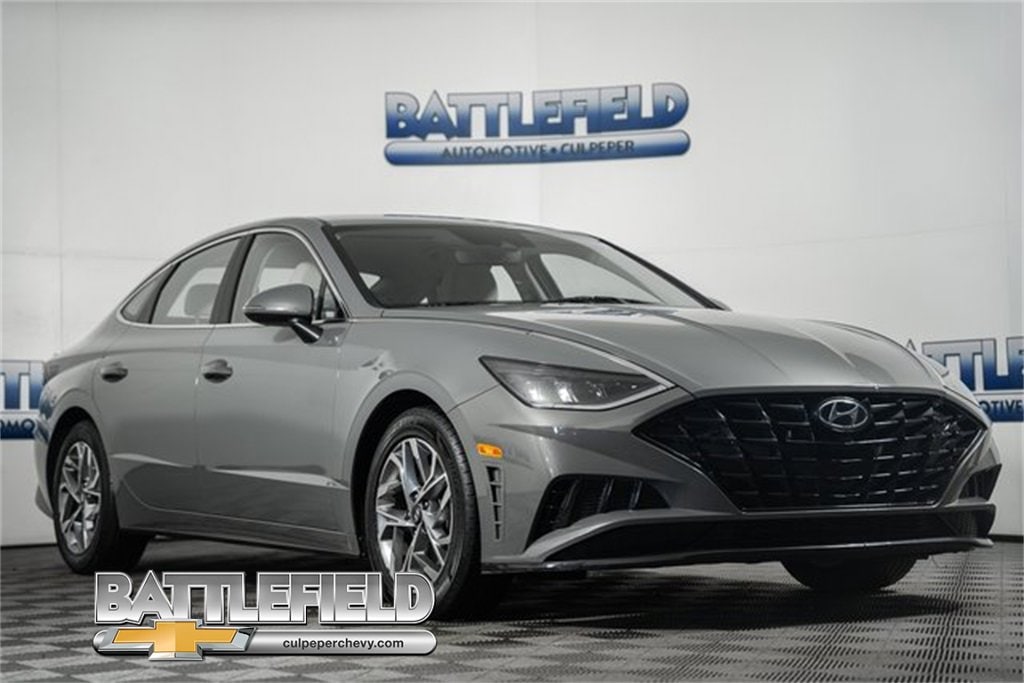 Used 2023 Hyundai Sonata SEL Sedan