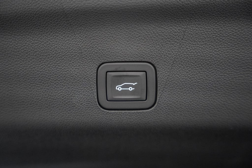 2026 Chevrolet Tahoe High Country - Photo 12