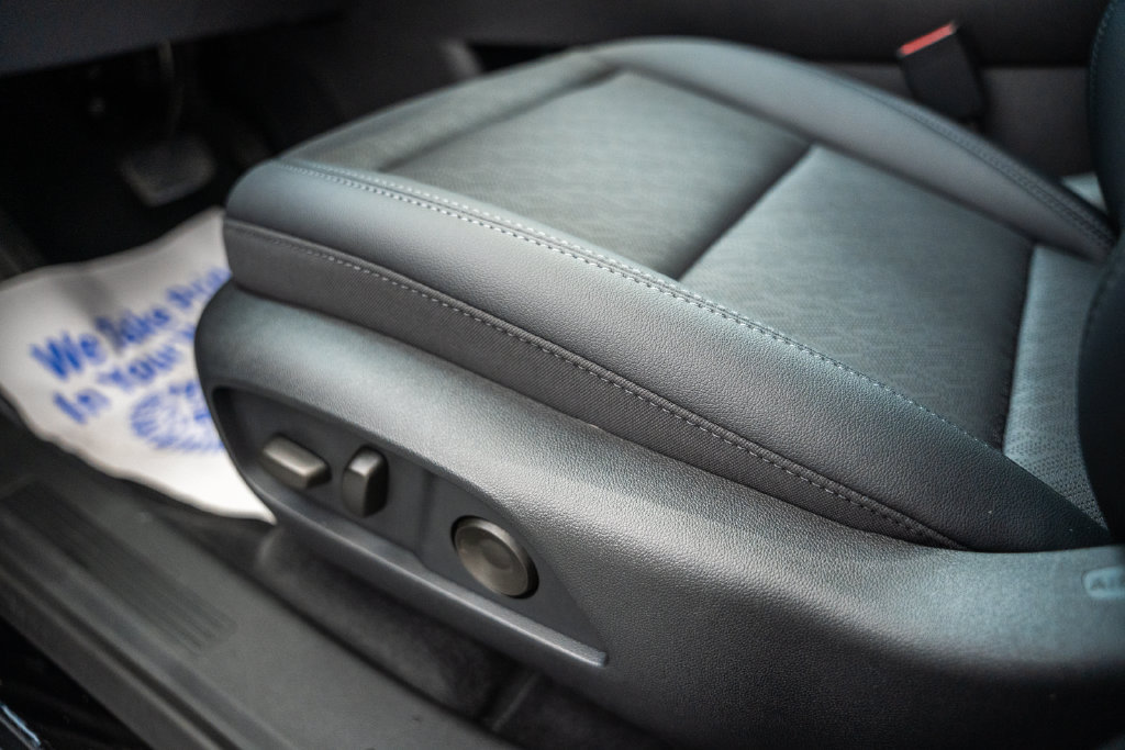 2027 Chevrolet Equinox LT - Photo 40