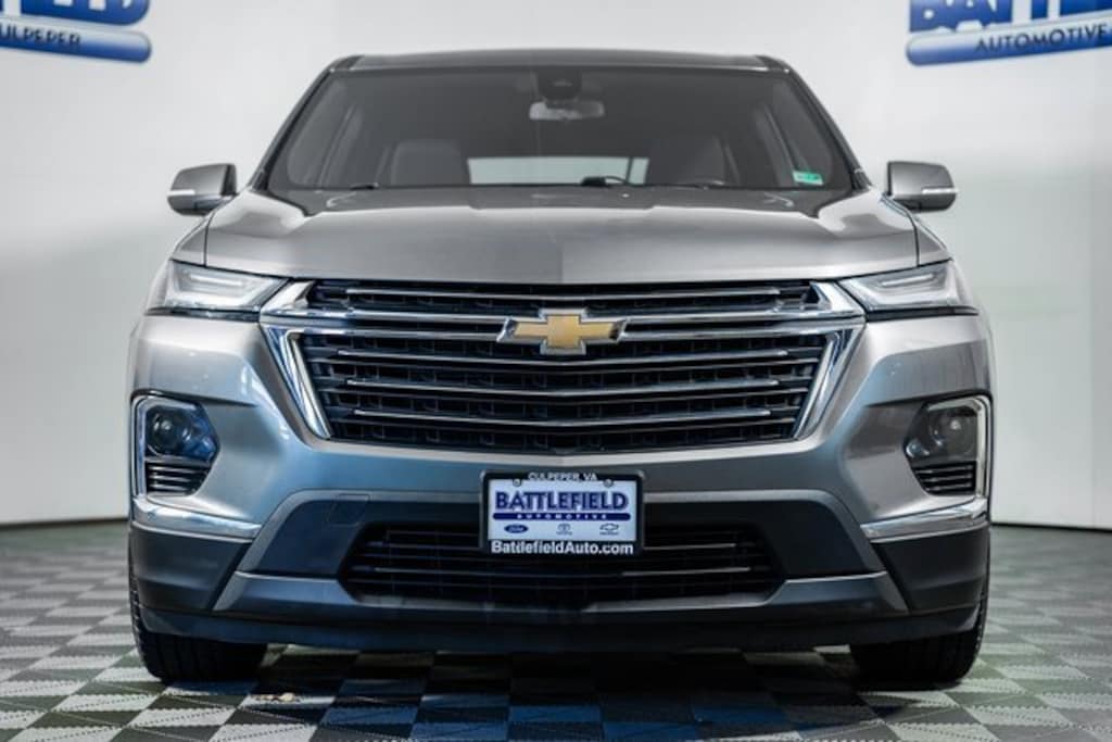 Used 2022 Chevrolet Traverse LT Cloth SUV